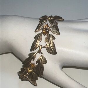 Elegant Gold Leaf Bracelet
